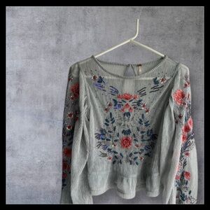 Free People stunning blouse tunic top silver embroidered beaded XS ruffled